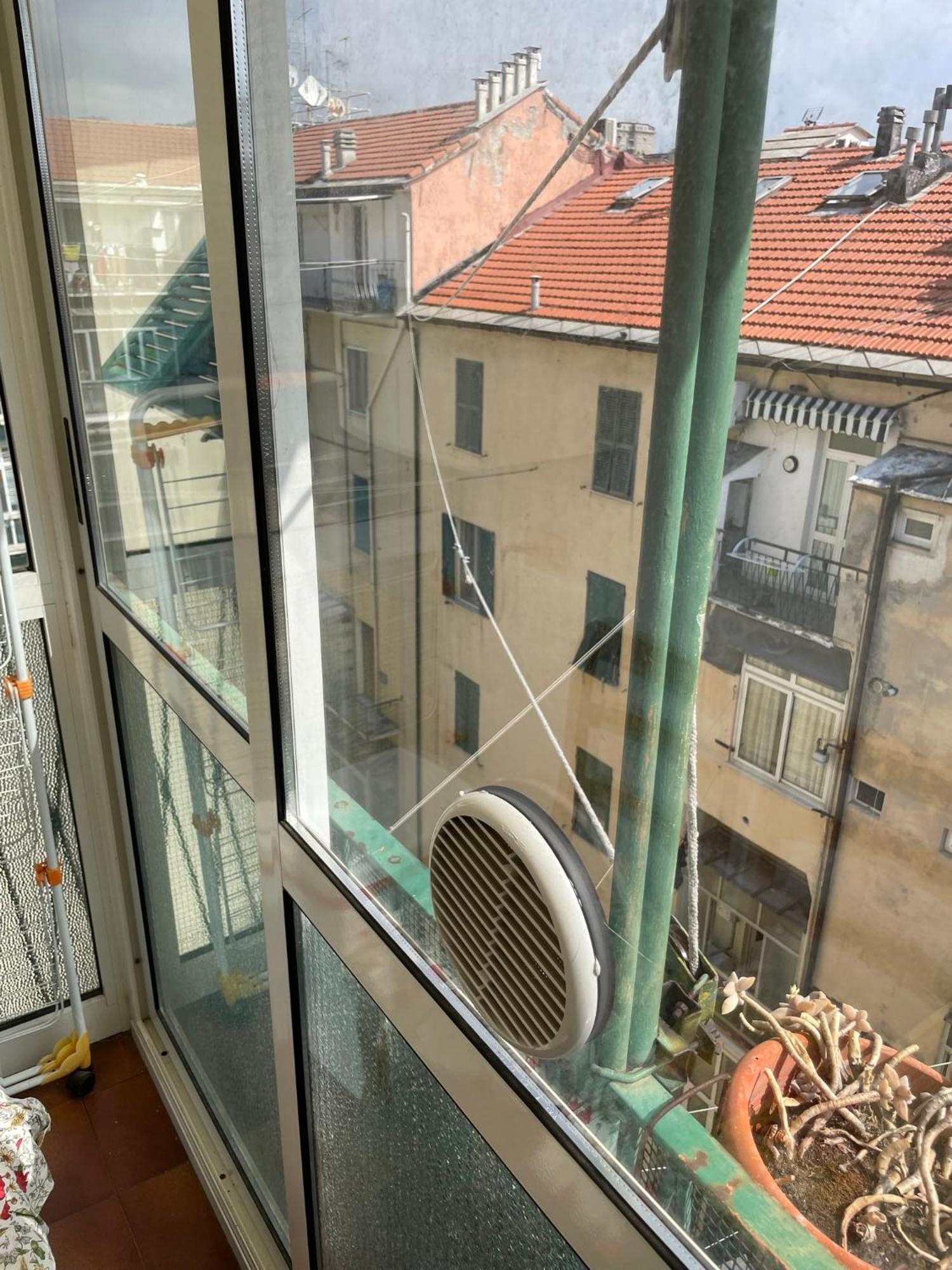 Il Nido Del Gabbiano Apartment Савона Екстериор снимка